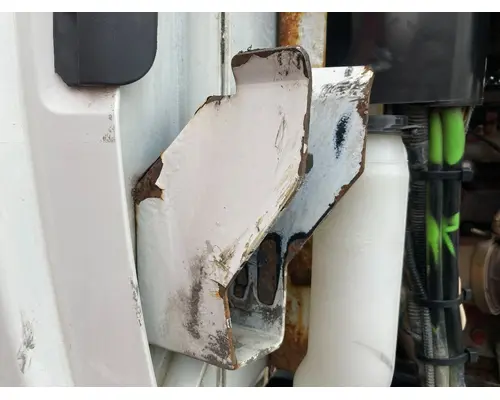 Peterbilt 587 Cab Assembly