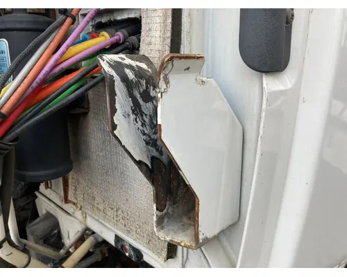 Peterbilt 587 Cab Assembly