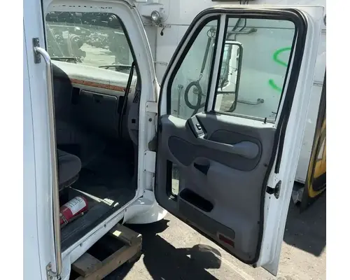 Peterbilt 587 Cab Assembly