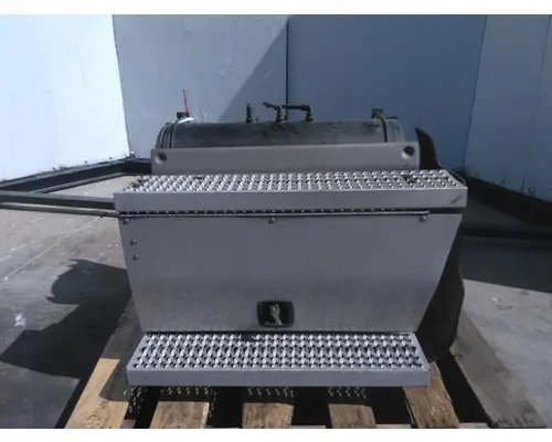 Side Fairing PETERBILT 587 LKQ Western Truck Parts