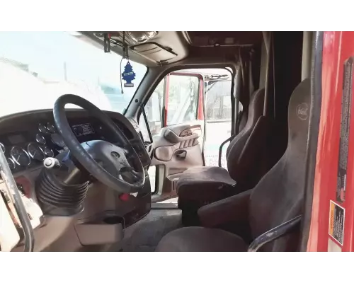 Peterbilt 587 Cab