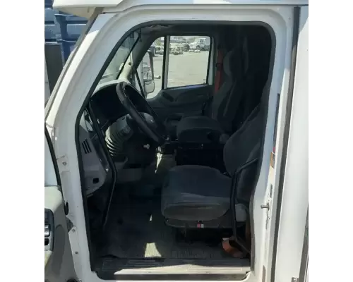 Peterbilt 587 Cab
