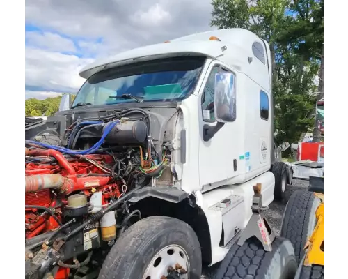 Peterbilt 587 Cab