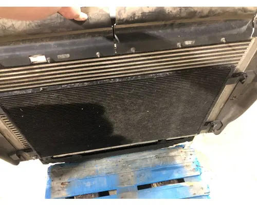 Peterbilt 587 Cooling Assembly. (Rad., Cond., ATAAC)