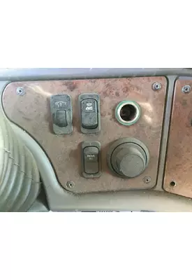 Peterbilt 587 Dash Assembly