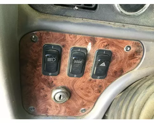 Peterbilt 587 Dash Assembly