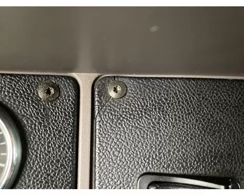 Peterbilt 587 Dash Assembly