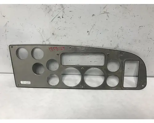 Peterbilt 587 Dash Assembly