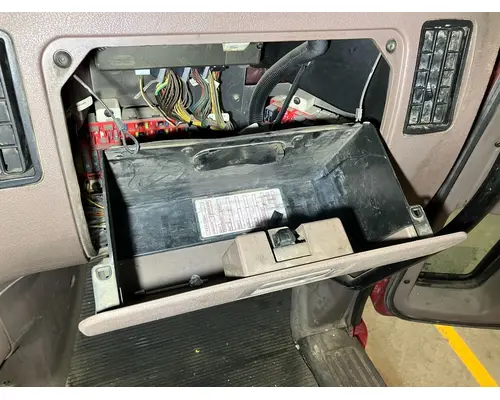 Peterbilt 587 Dash Assembly