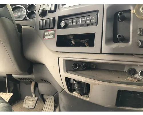 Peterbilt 587 Dash Assembly