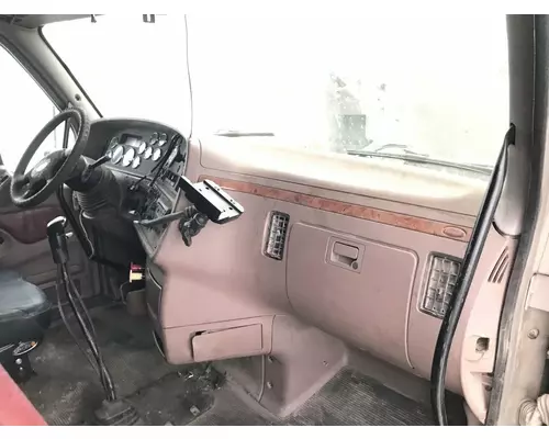 Peterbilt 587 Dash Assembly