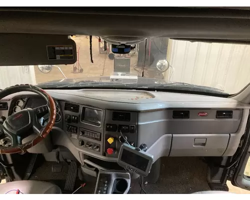 Peterbilt 587 Dash Assembly