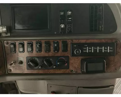 Peterbilt 587 Dash Assembly