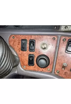 Peterbilt 587 Dash Assembly