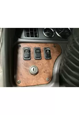 Peterbilt 587 Dash Assembly
