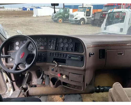 Peterbilt 587 Dash Assembly