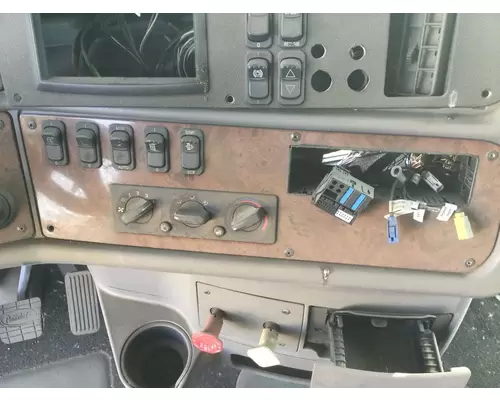 Peterbilt 587 Dash Panel