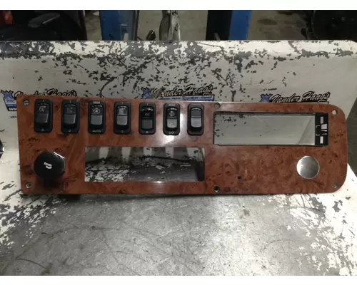 Peterbilt 587 Dash Panel