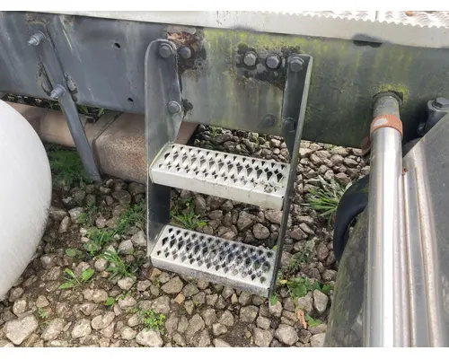 Brackets, Misc. Peterbilt 587 Vander Haags Inc Col