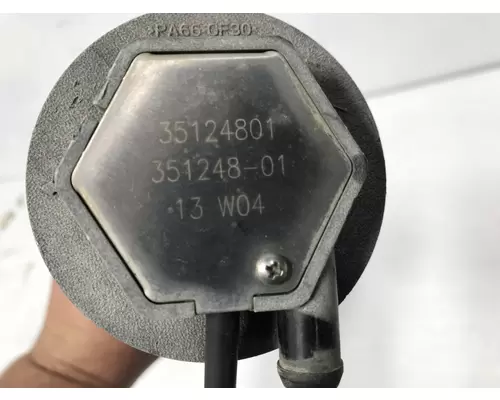 Peterbilt 587 Engine Misc. Parts