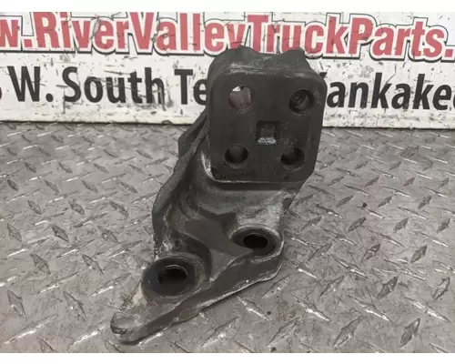 Peterbilt 587 Engine Mounts