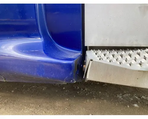 Peterbilt 587 Fairing (Side)