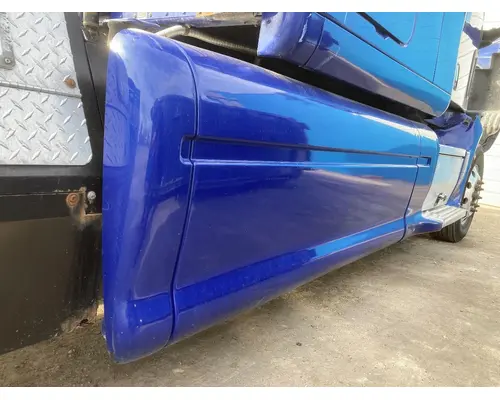Peterbilt 587 Fairing (Side)