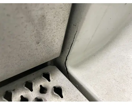 Peterbilt 587 Fairing (Side)