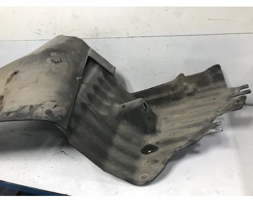 Peterbilt 587 Fender, Inner