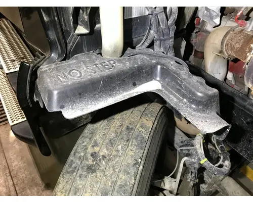 Peterbilt 587 Fender