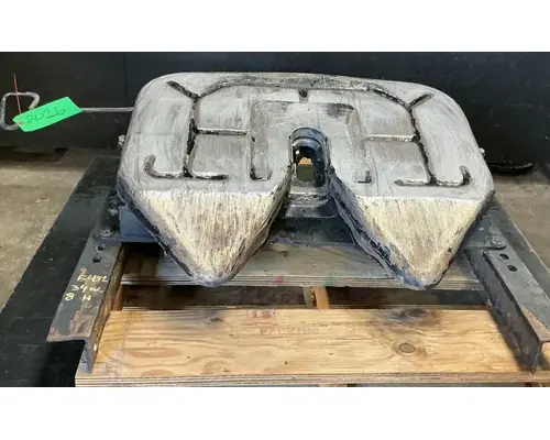 Peterbilt 587 Fifth Wheel