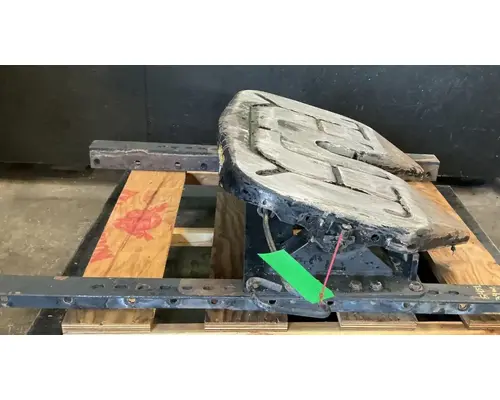 Peterbilt 587 Fifth Wheel