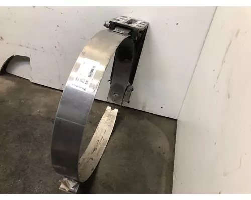 Peterbilt 587 Fuel Tank Strap