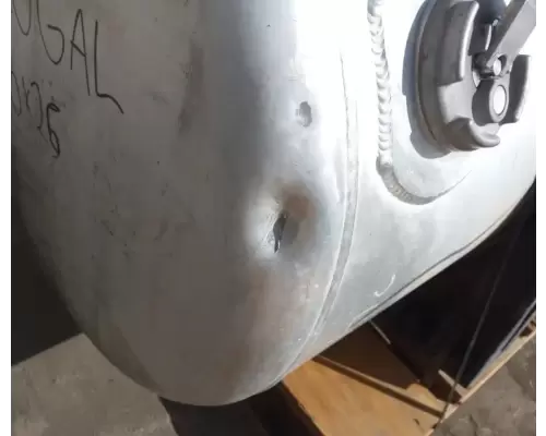 Peterbilt 587 Fuel Tank