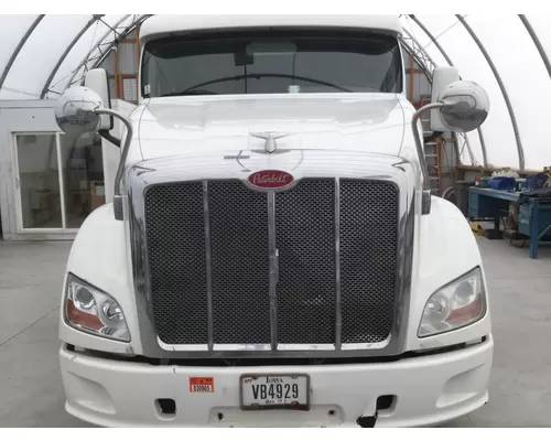 Peterbilt 587 Hood