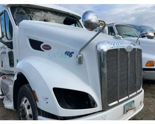 Peterbilt 587 Hood