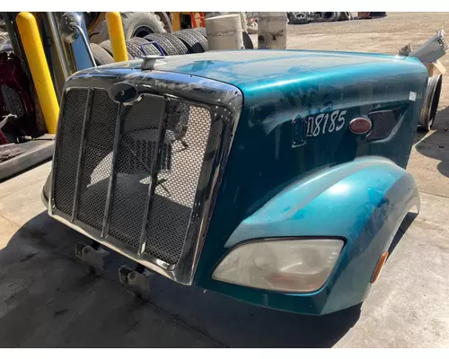 Peterbilt 587 Hood