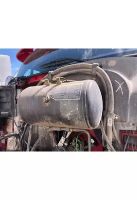 Peterbilt 587 Radiator Overflow Bottle / Surge Tank