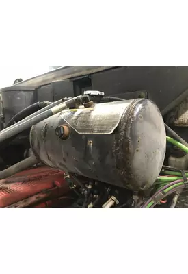Peterbilt 587 Radiator Overflow Bottle / Surge Tank