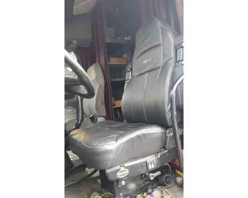 Seat, Front PETERBILT 587 LKQ Western Truck Parts