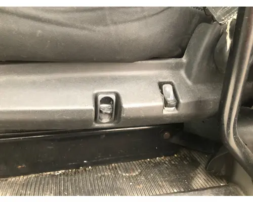 Peterbilt 587 Seat (Air Ride Seat)