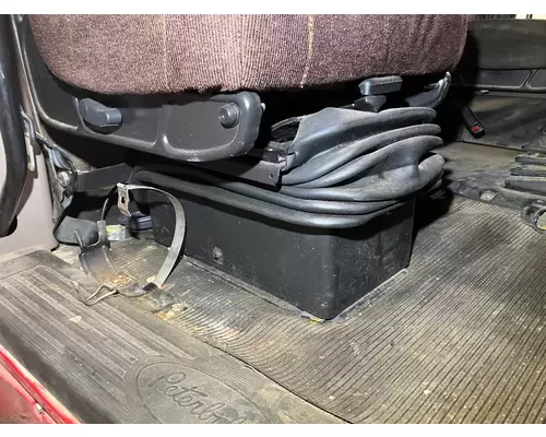 Peterbilt 587 Seat (non-Suspension)