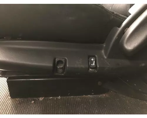 Peterbilt 587 Seat (non-Suspension)