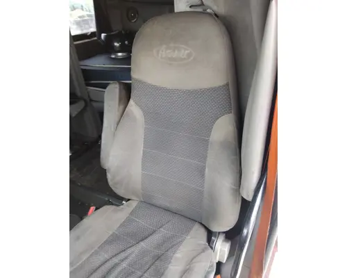 Seat, Front PETERBILT 587 LKQ Heavy Truck - Tampa