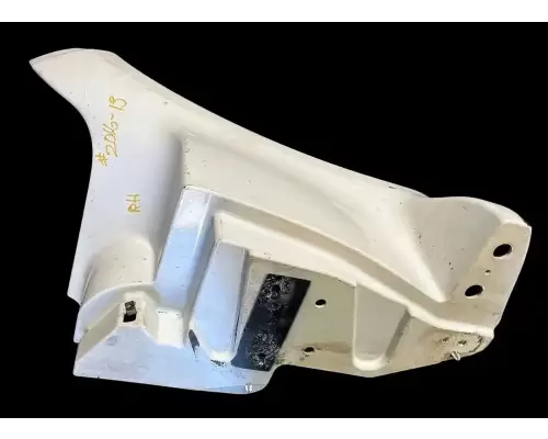 Peterbilt 587 Side Fairing
