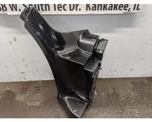 Peterbilt 587 Side Fairing