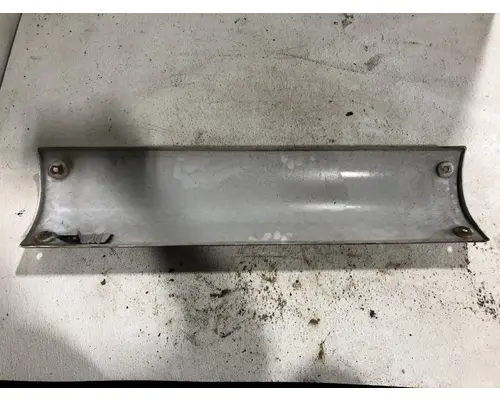 Peterbilt 587 Skirt