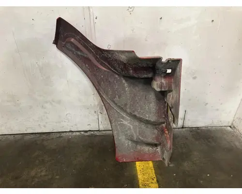 Peterbilt 587 Skirt