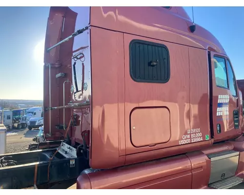 Peterbilt 587 Sleeper Fairing