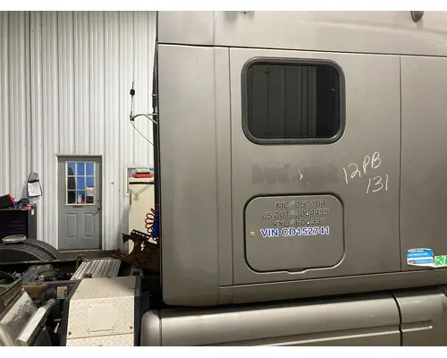 Peterbilt 587 Sleeper Fairing